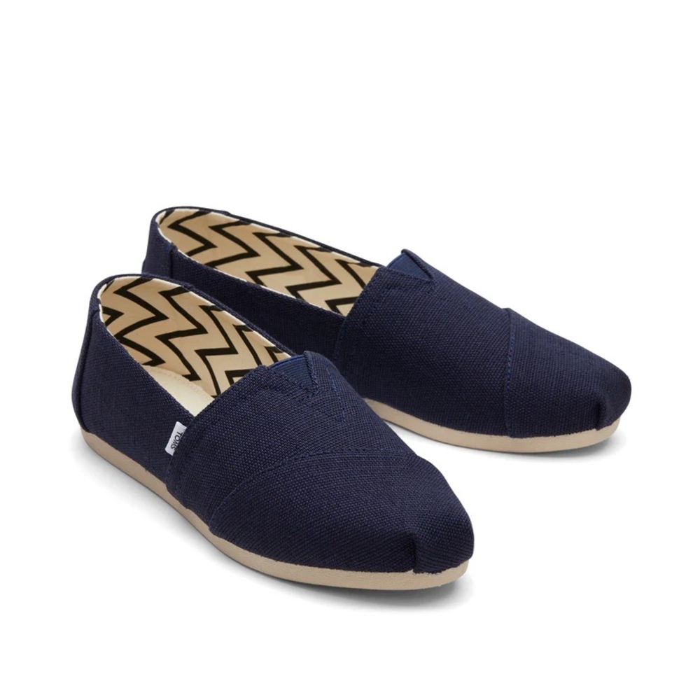 Tom’s Alpargata Heritage Canvas Navy NWT
